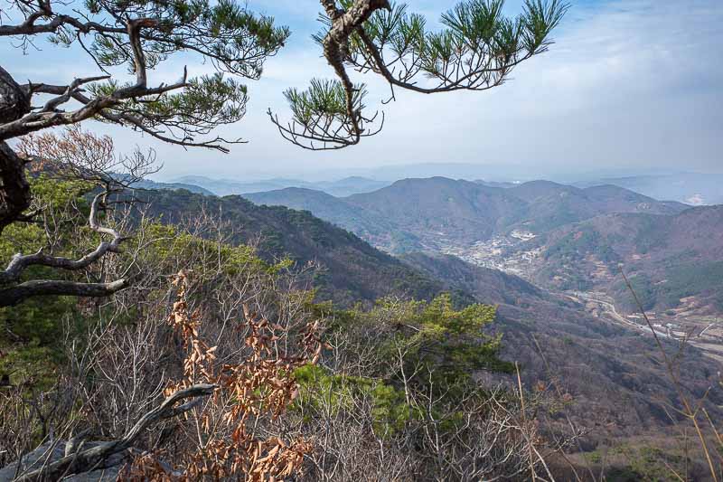 Korea-Daejeon-Hiking-Gyeryongsan - Final view before heading down.