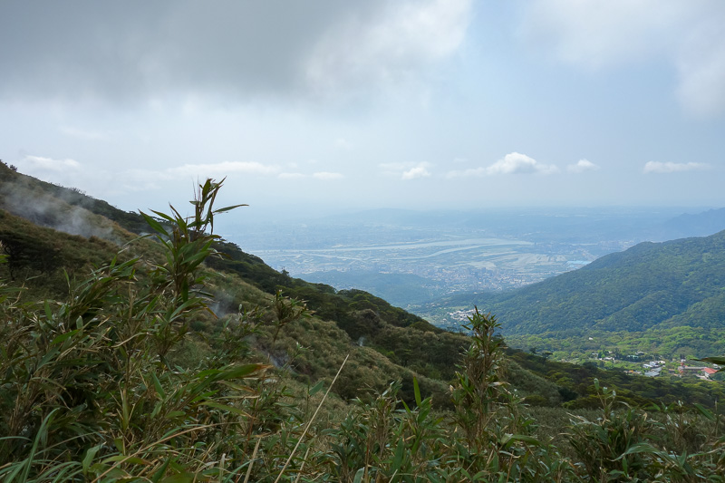 Taiwan-Taipei-Hiking-Yangmingshan - Nice view of the valley plus steam.